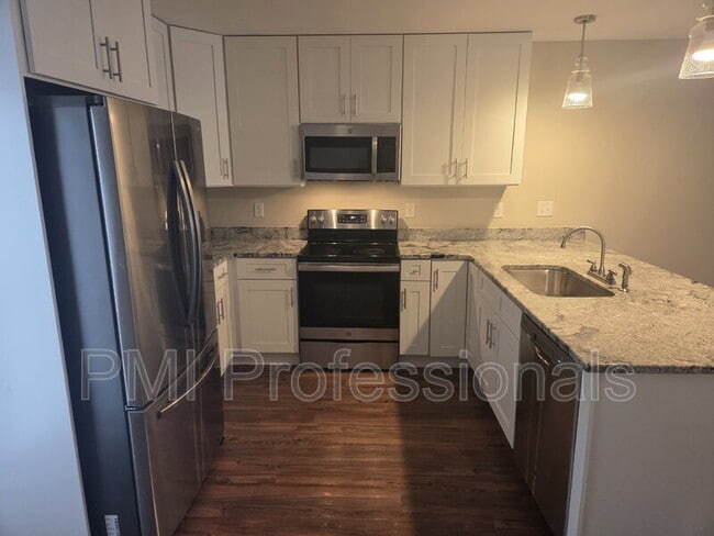 Building Photo - 608 Hadley Vlg Blvd