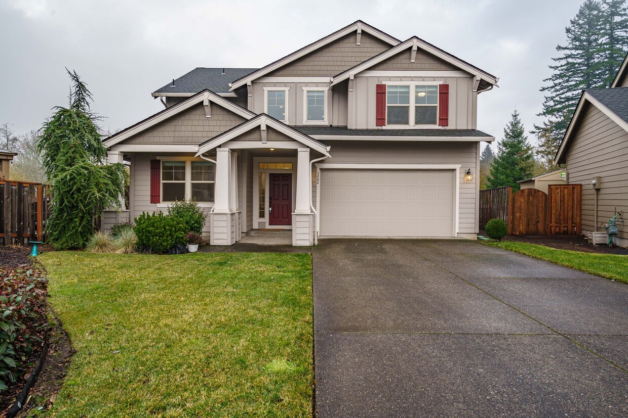 Primary Photo - Desirable Camas Location - Hills at Round ...