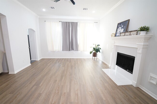 Building Photo - 18031 Still Springs Ct