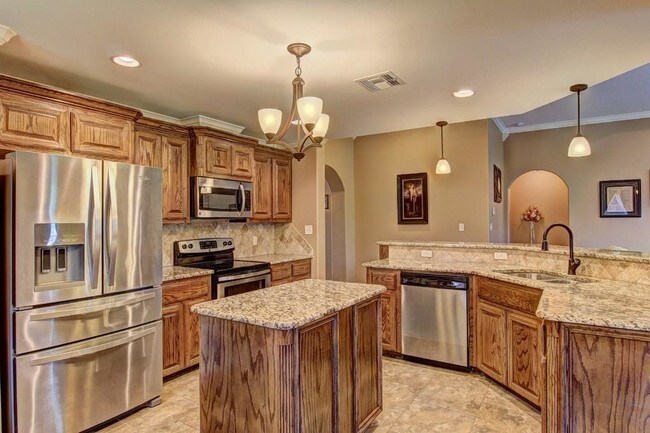 Building Photo - 6705 Battery Park Ct