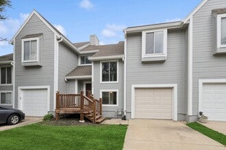 Building Photo - 8929 Hauser St