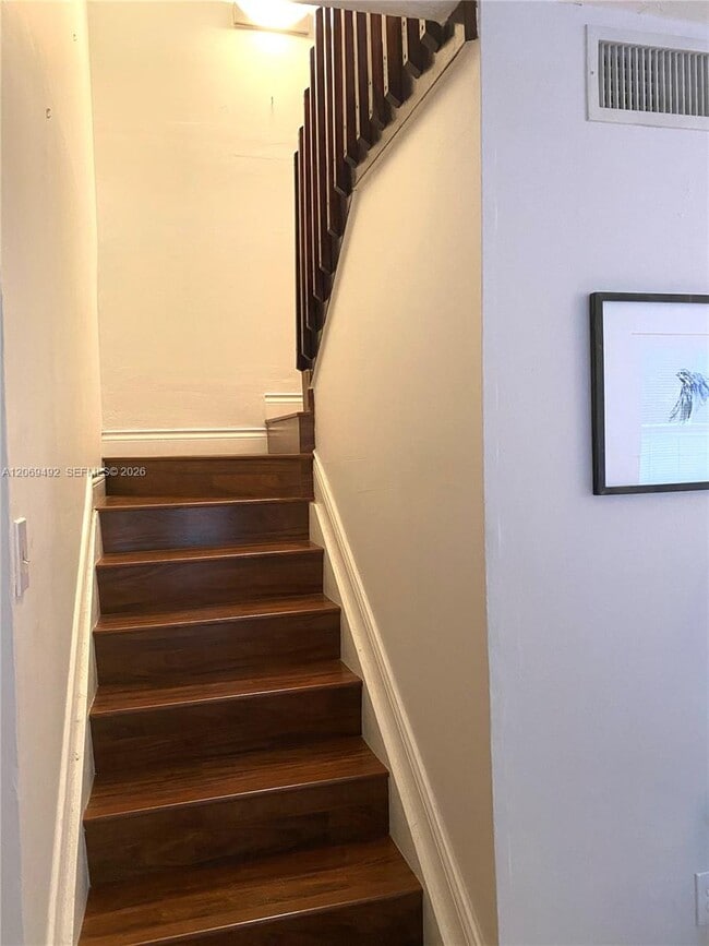 Building Photo - 4530 SW 68th Ct Cir