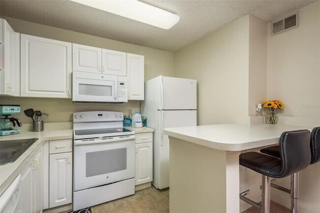 Foto del edificio - 4107 Chatham Oak Ct