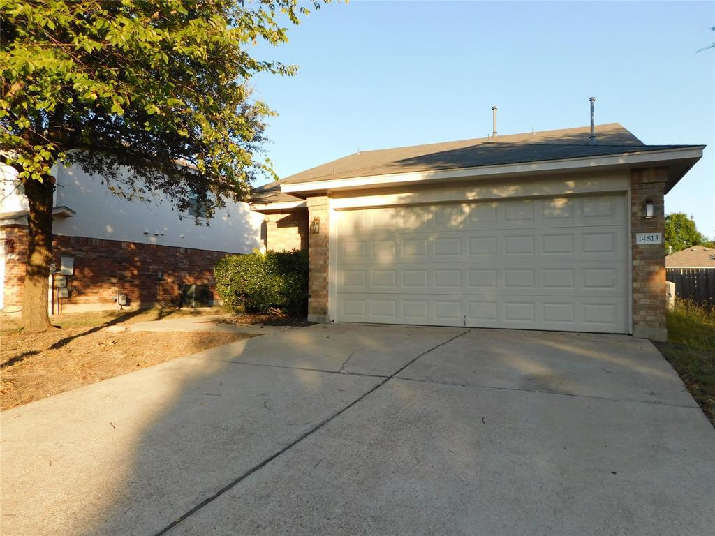 Foto principal - 14813 Falling Stone Ln