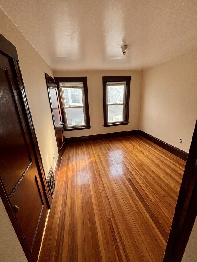 Foto del edificio - 18 Vermont Ave