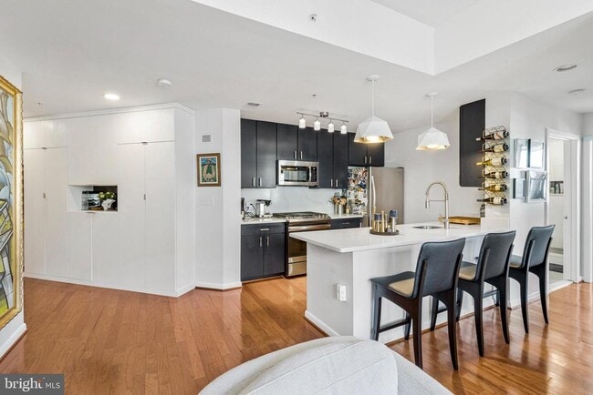 Foto del edificio - 1001 L St NW