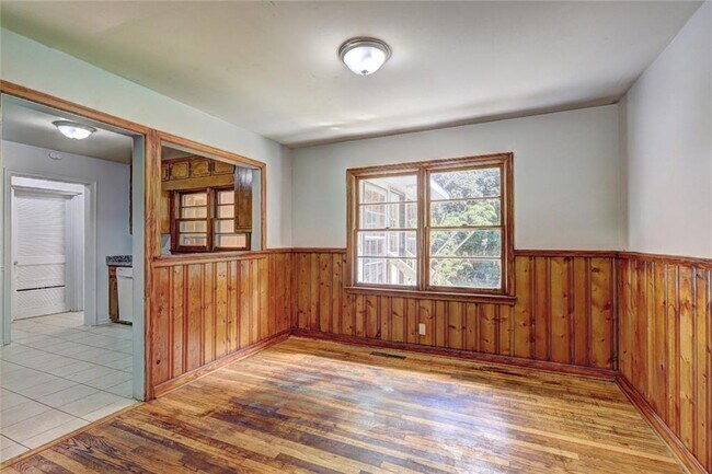 Building Photo - 965 Olde Town Pl