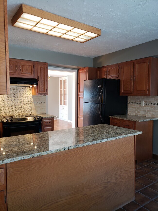 Foto del edificio - 1894 S Foothill Dr