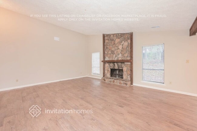 Building Photo - 511 Pebble Creek Dr