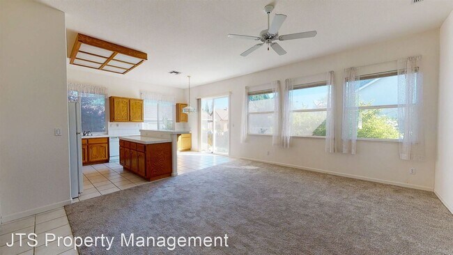 Building Photo - 3 br, 2 bath House - 1820 Nighthawk Circle