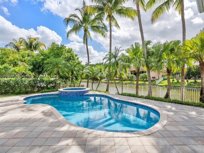 Foto del edificio - 10952 Golden Eagle Ct