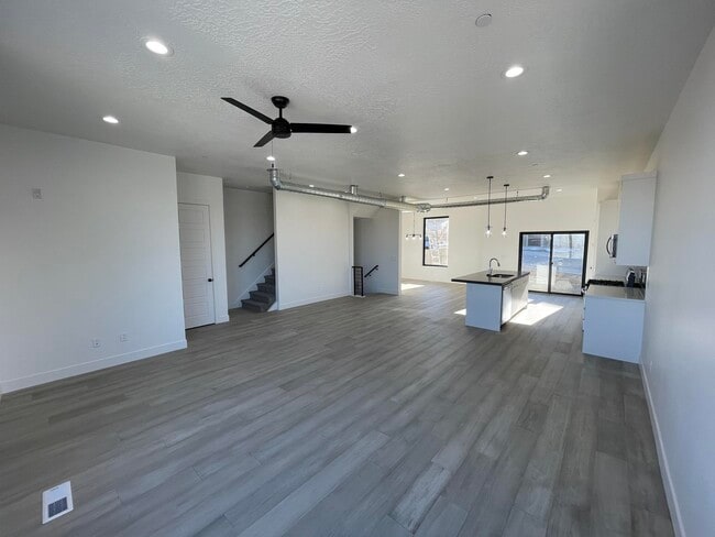Building Photo - 14413 Champ Cove