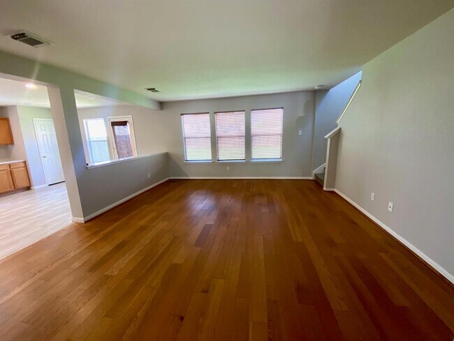 Building Photo - 3035 E Legends Bend Dr