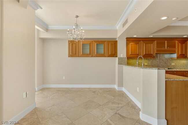 Foto del edificio - 2777 Paradise Rd