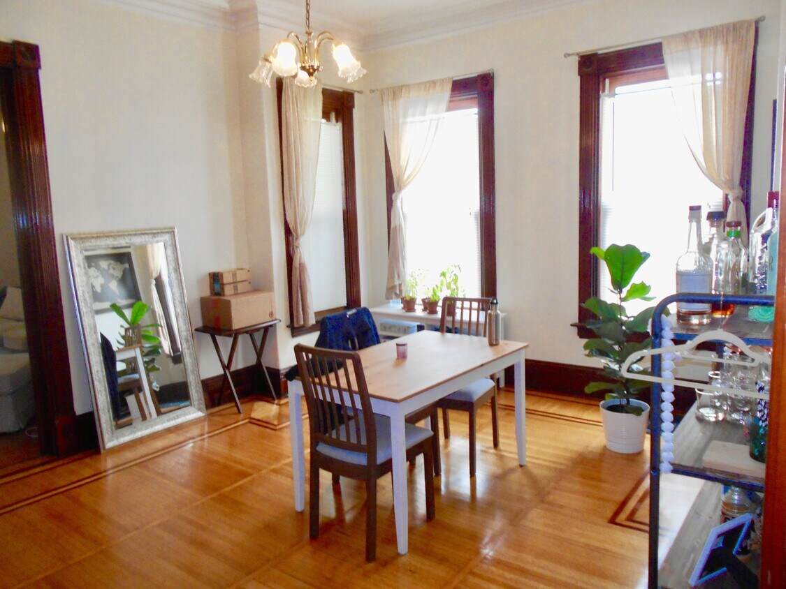 Foto principal - 227 Walnut St
