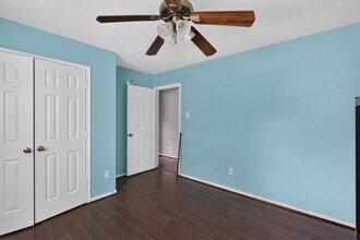 Building Photo - 20823 Oak Rain Ct