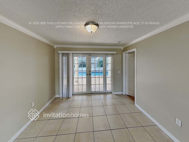 Foto del edificio - 8830 Johnson St