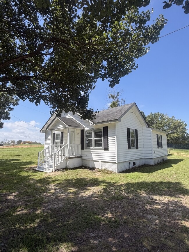 Building Photo - 2161 NC-55