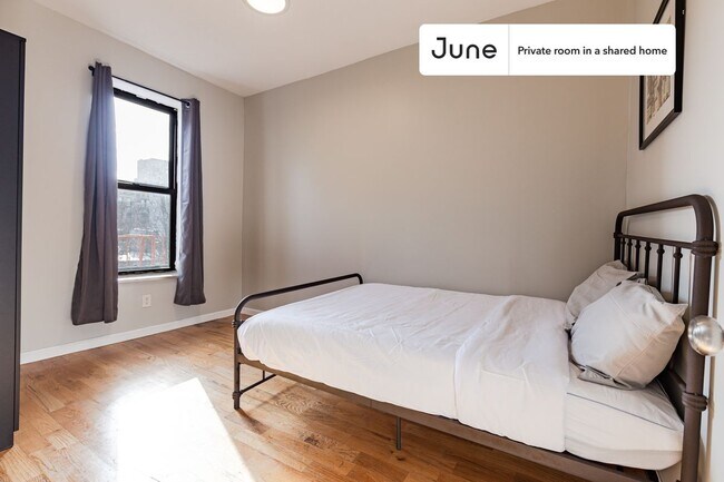 Foto del edificio - Room in Shared 4 bed/2 bath home in Prospect Lefferts Gardens