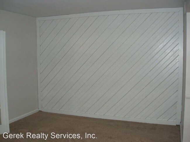 Building Photo - 3 br, 2.5 bath House - 2232 Chadwick Dr