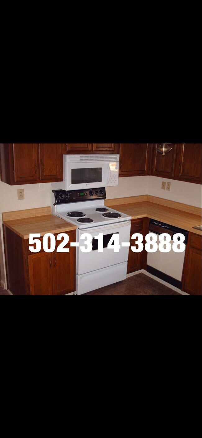 Foto del edificio - 3722 Chamberlain Ct