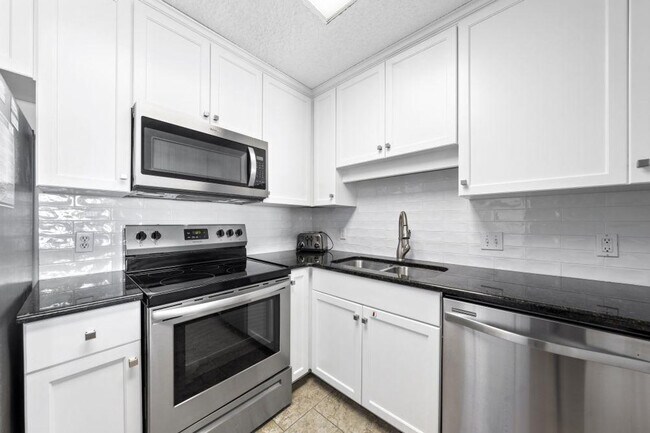 Foto del edificio - 24400 Perdido Beach Blvd