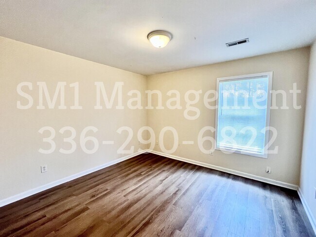 Foto del edificio - 121 Thomas St