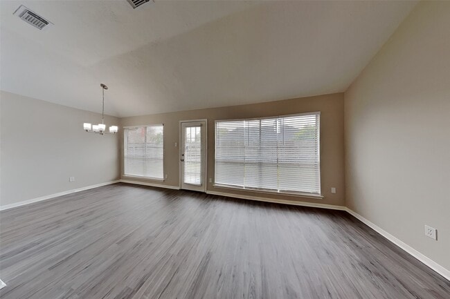 Building Photo - 4311 Duesenberg Ct