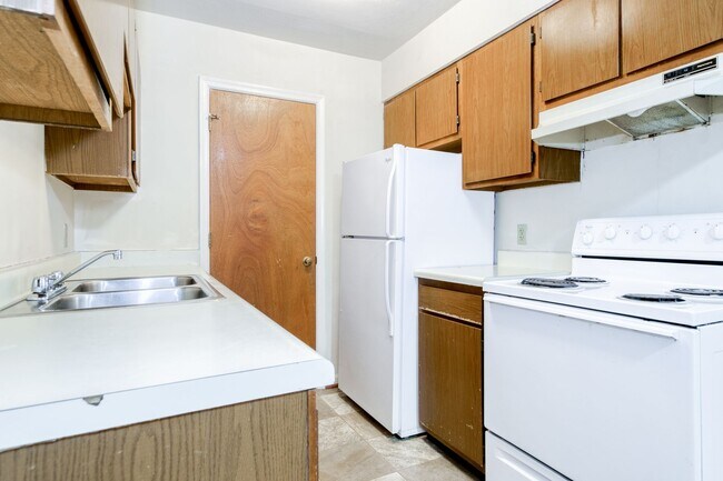 Foto del edificio - 2 bed/1 bath  Undergrads. On bus line. Pet Friendly.