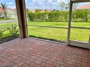 Foto del edificio - 2969 Royal Gardens Ave