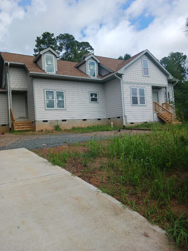 Building Photo - 241 Erwin Rd