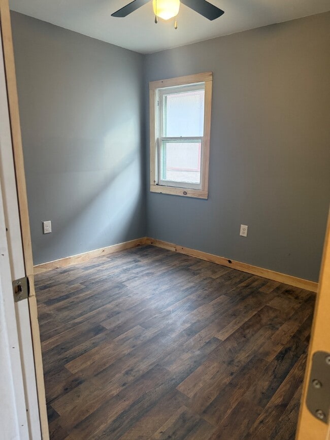 Foto del edificio - 208 Osborne St