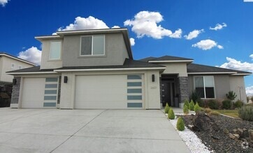 Building Photo - 2607 Falcon Ln