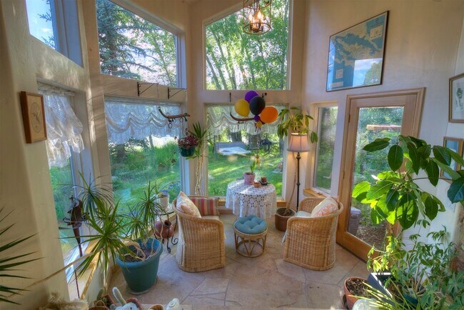 Terraza acristalada y oficina - 128 Old Country Ln