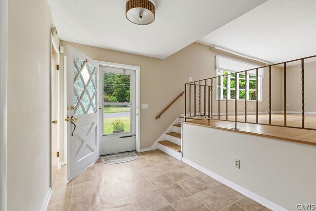 Foto del edificio - 115 Saybrook Ln