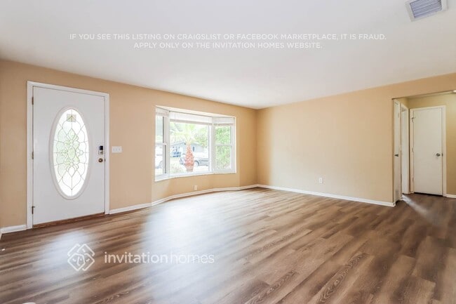 Building Photo - 1685 Fortune Dr