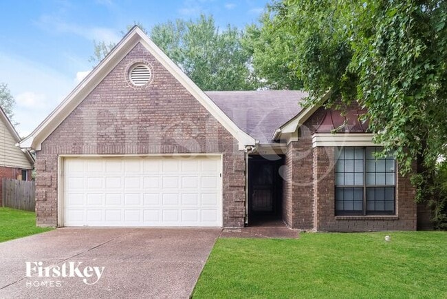 Building Photo - 4577 Bassett Hall Dr