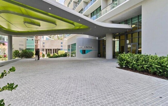 Foto del edificio - 501 NE 31st St