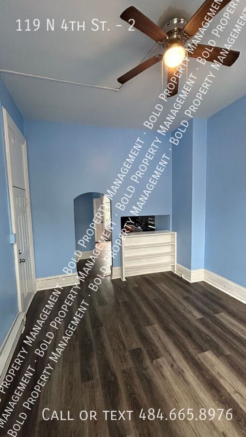 Foto del edificio - 119 N 4th St