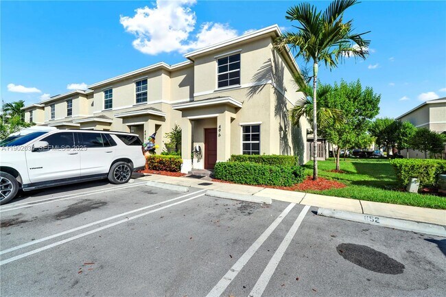 Foto del edificio - 496 NE 4th Terrace