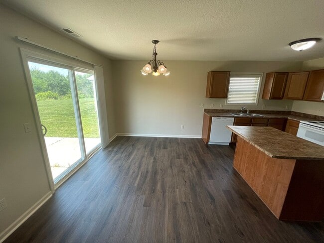 Building Photo - Home for rent by Capital Property Management