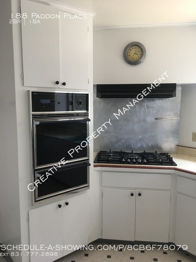 Building Photo - 2 Bedroom House in Marina, CA