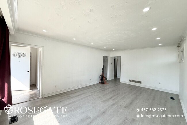 Building Photo - Spacious 3-Bedroom, 1-Bath Home in Scarbor...