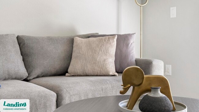 Foto del edificio - 24002 Colonial Pkwy