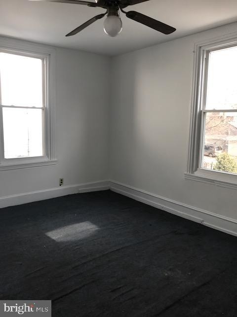 Building Photo - 528 Stanbridge St