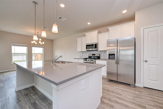Building Photo - 6822 Termino Ln