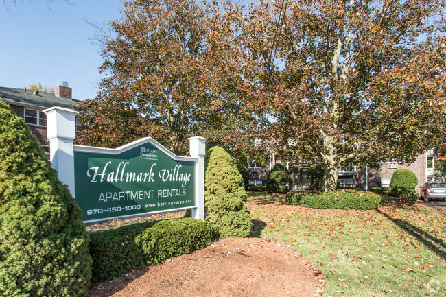 Hallmark Village and Northwood Common