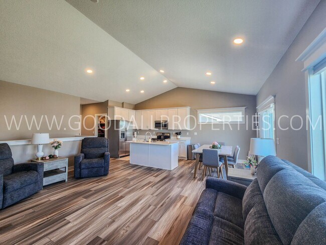 Building Photo - Spacious 4 Bedroom Ranch with Finished Basement & 3-Car Garage in Waukee