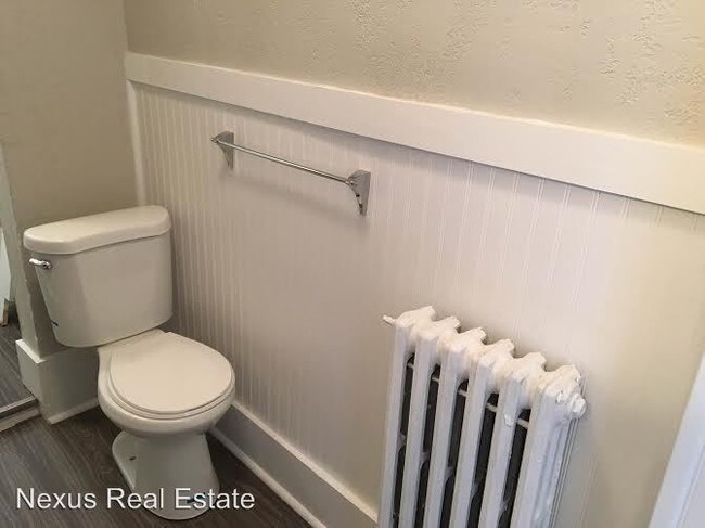 Building Photo - 2111 Murray Ave