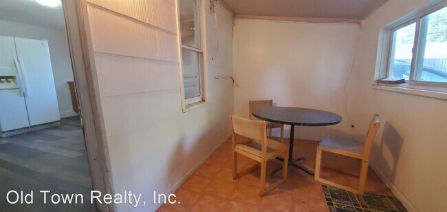 Foto del edificio - 5 br, 2 bath House - 798 N Ford Blvd